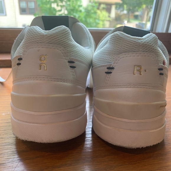 The Roger tennis-inspired sneaker with CloudTec®. Developed with Roger Federer - Picture 4 of 10